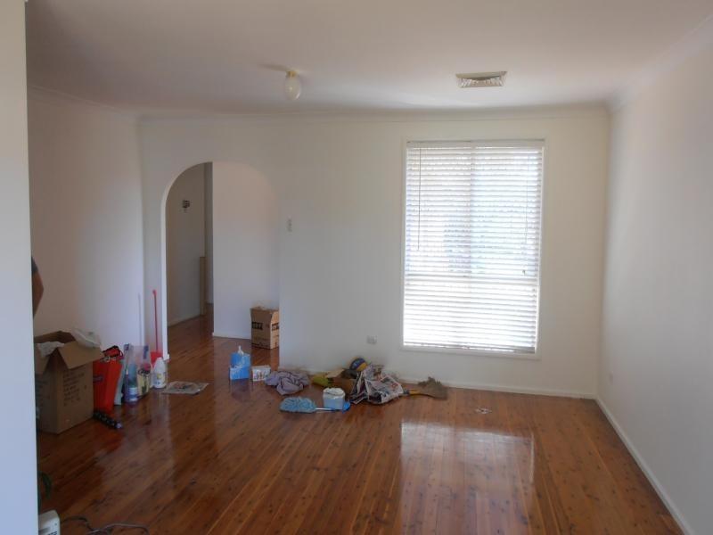 13 BRISBANE AV, Lurnea NSW 2170