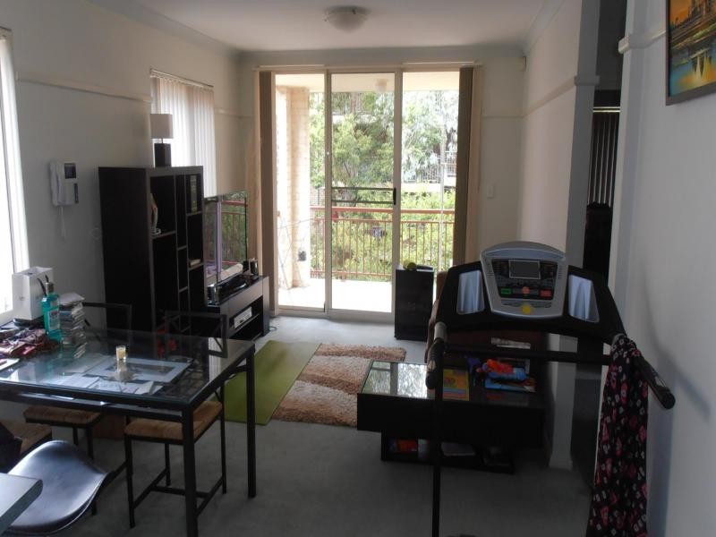 2-4 KANE STREET, Guildford NSW 2161