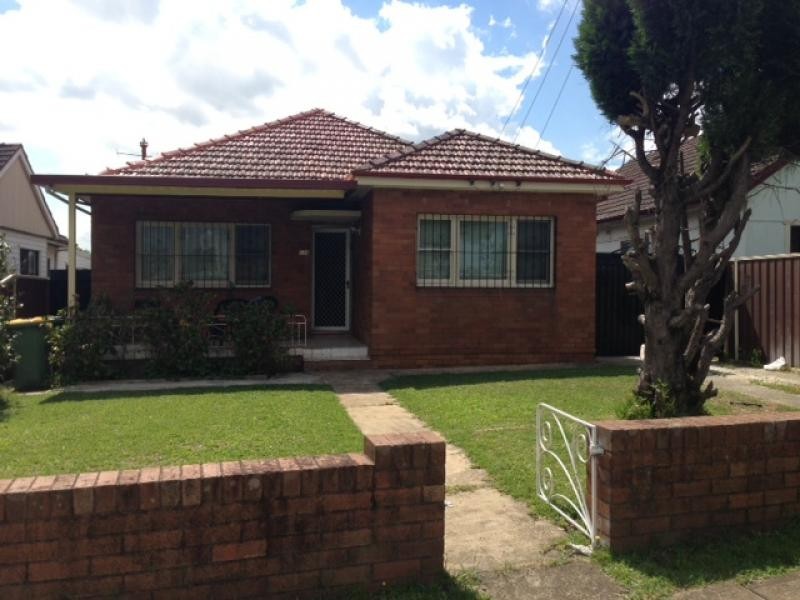 RIVER AVE, Fairfield East NSW 2165