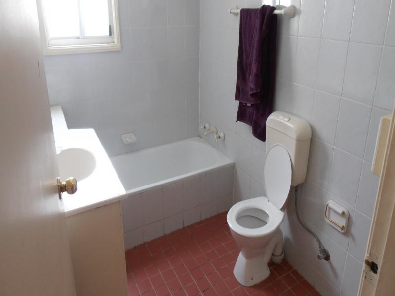 MORRIS STREET, Smithfield NSW 2164