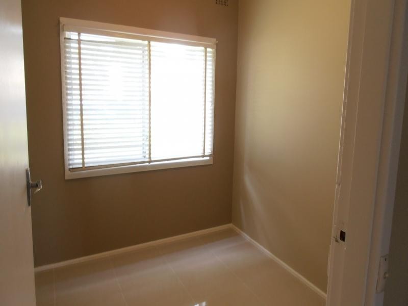 MAUD ST, Fairfield West NSW 2165