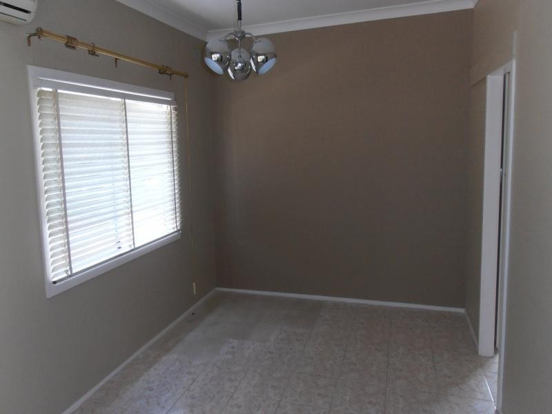 MAUD ST, Fairfield West NSW 2165