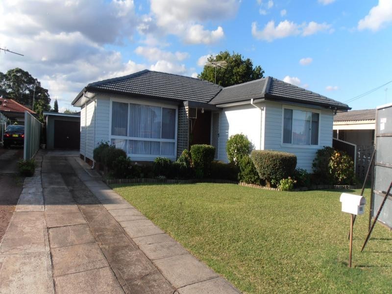 105 THORNEY RD, Fairfield West NSW 2165