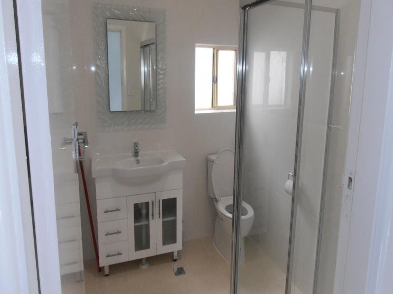 4 COOMA ST, Carramar NSW 2163