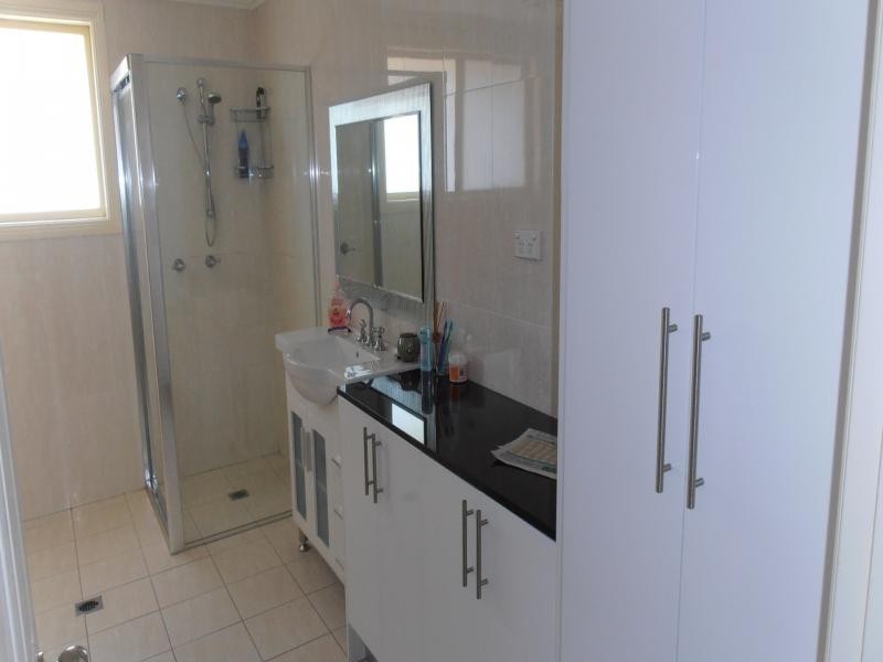 DENISON ST, Carramar NSW 2163