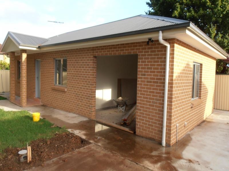 FRANCIS ST, Fairfield NSW 2165
