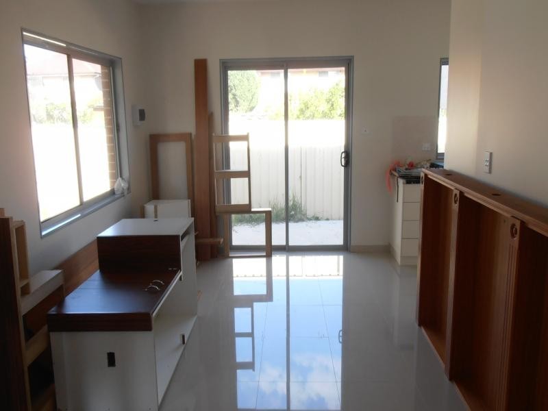 FRANCIS ST, Fairfield NSW 2165