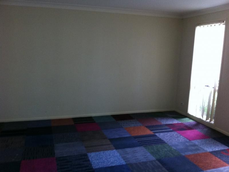 PEPPERCORN AV, Fairfield East NSW 2165