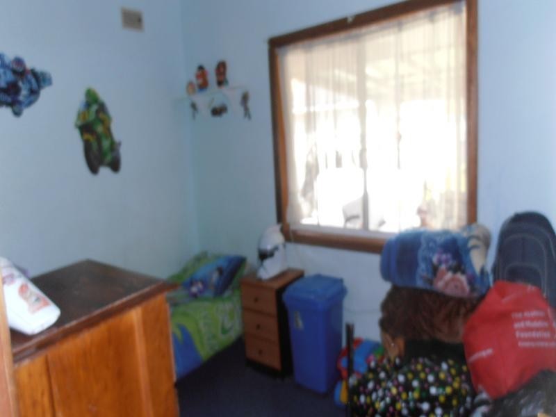 1 FOURTH AV, Canley Vale NSW 2166