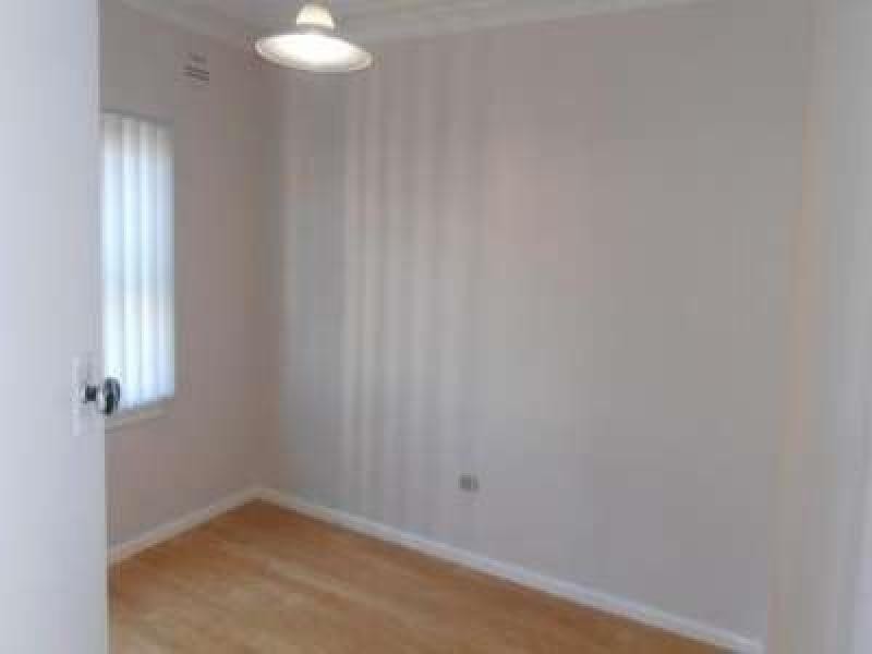 JOYCE ST, Fairfield NSW 2165