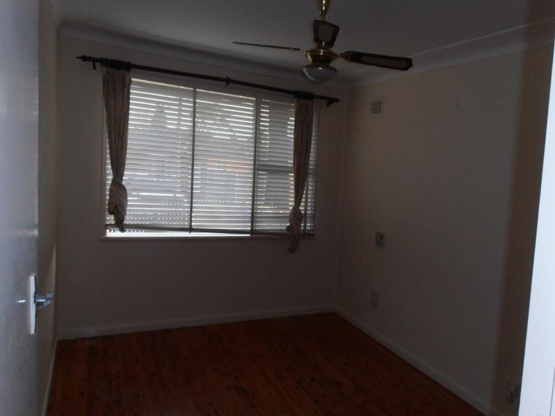 ROYLSTON ST, Fairfield West NSW 2165