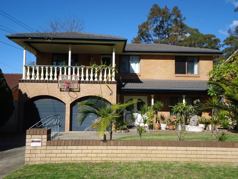 11 ROMA AV, Mount Pritchard NSW 2170