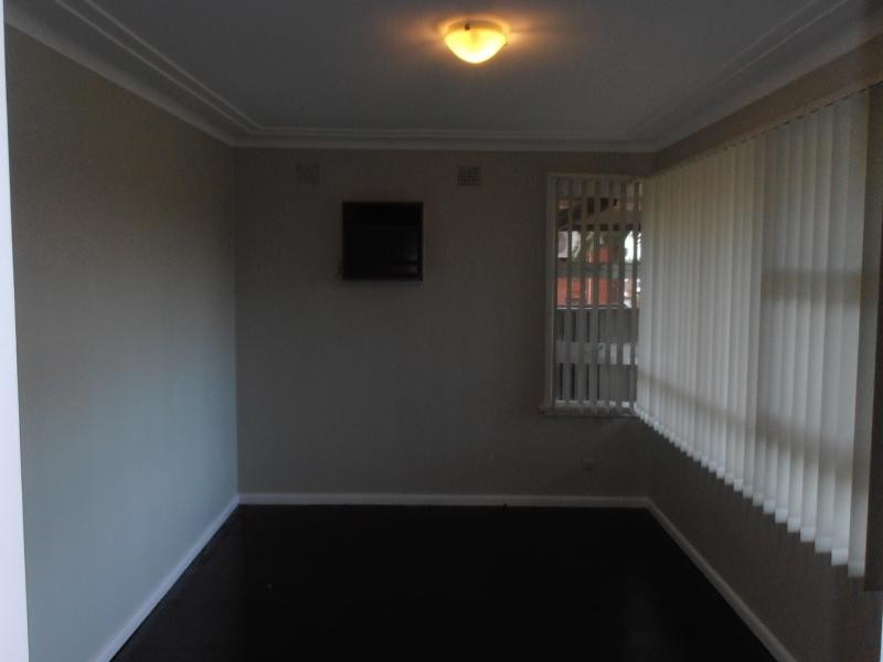 53  MAUD STREET, Fairfield West NSW 2165