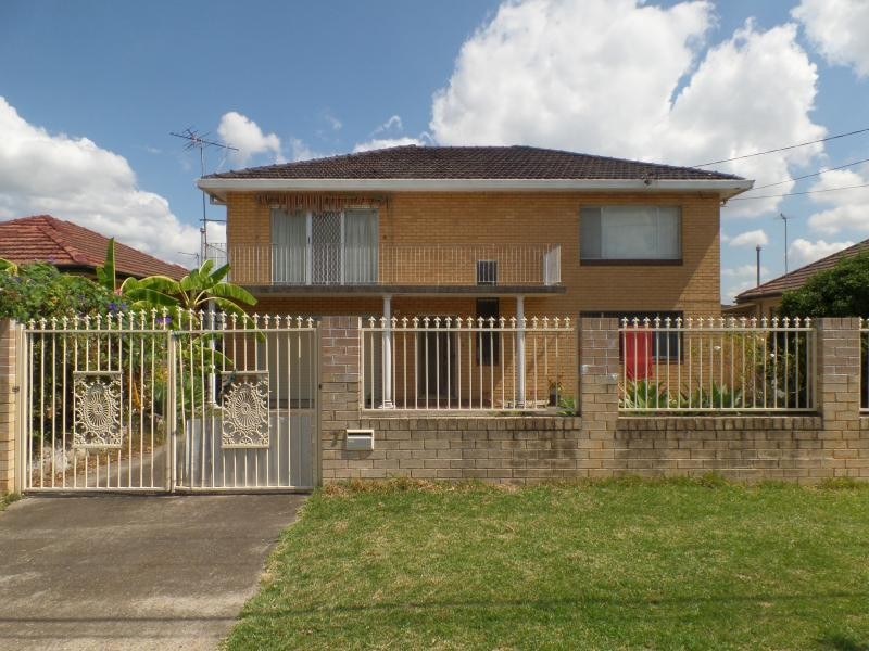 THE GROVE, Fairfield NSW 2165