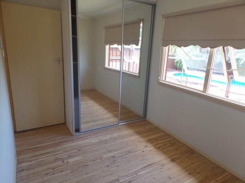 HAMERSLEY STREET, Fairfield West NSW 2165