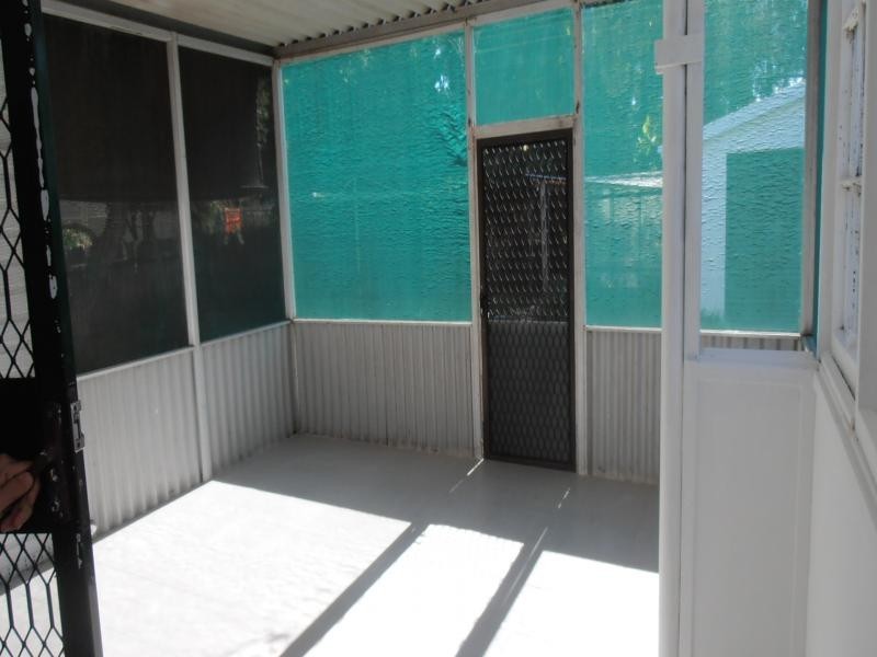 10 JOYCE ST, Fairfield NSW 2165