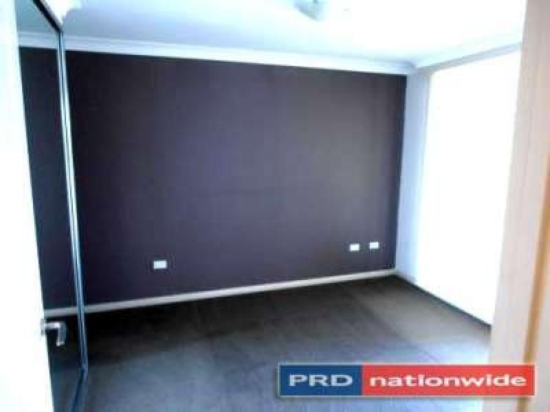 THE HORSLEY DRV, Fairfield NSW 2165