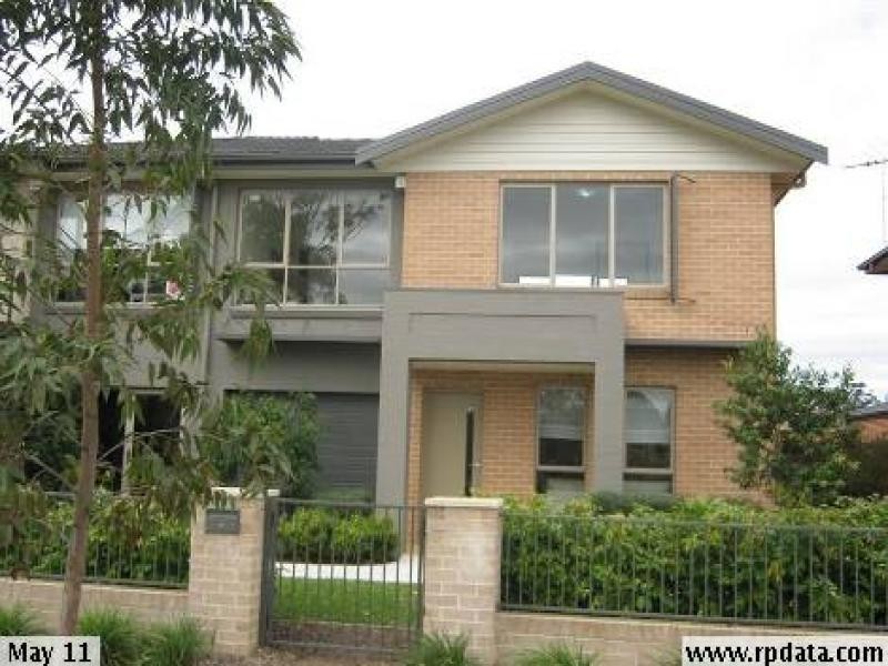 3  NEWLEAF PARADE, Bonnyrigg NSW 2177