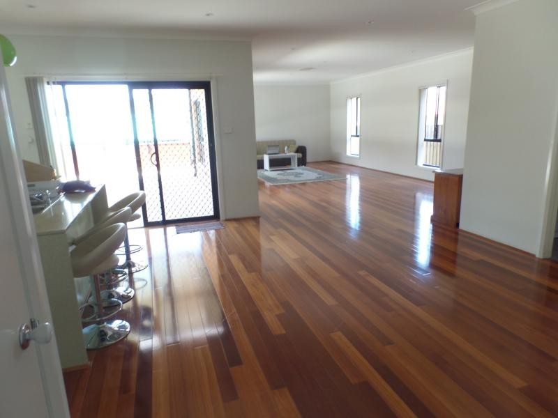 CADMAN AVE, West Hoxton NSW 2171