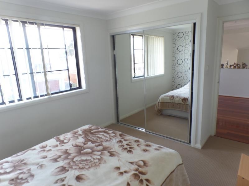 CADMAN AVE, West Hoxton NSW 2171