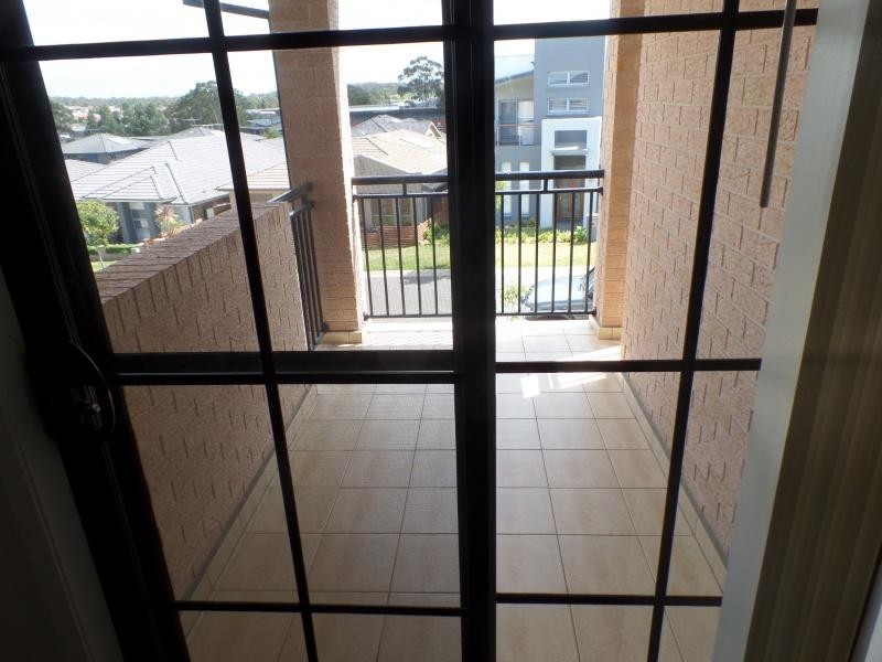 CADMAN AVE, West Hoxton NSW 2171