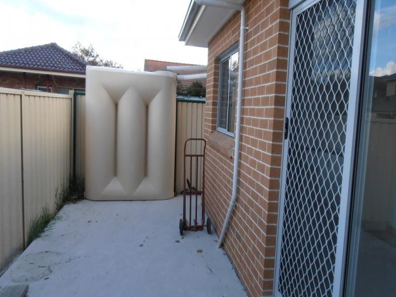 FRANCIS STREET, Fairfield NSW 2165