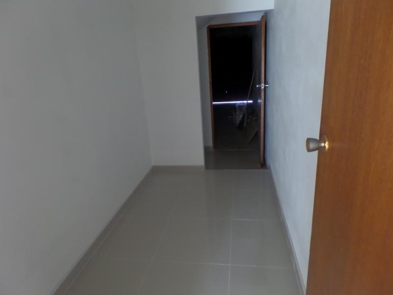 Orchard rd, Fairfield NSW 2165