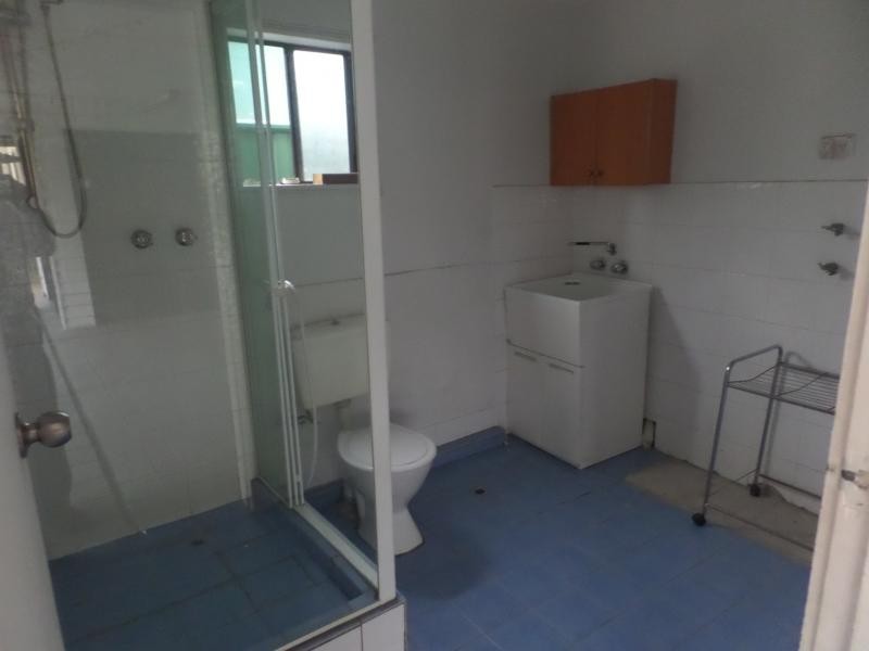 HENRY LAWSON DR, Georges Hall NSW 2198