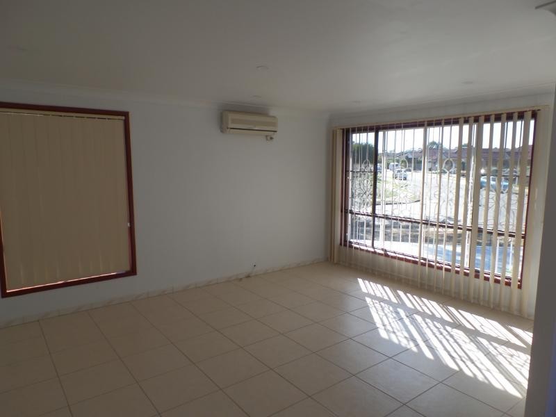 MALLACOOTA STREET, Wakeley NSW 2176