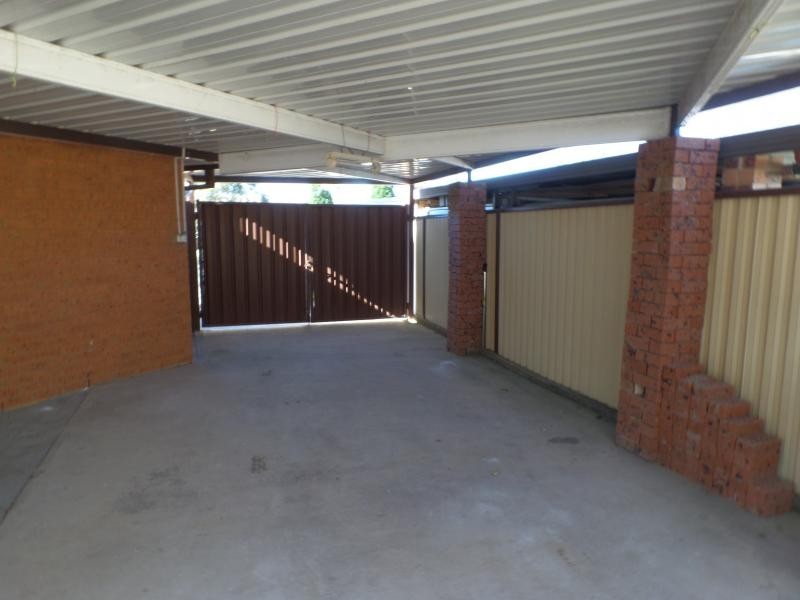 MALLACOOTA STREET, Wakeley NSW 2176