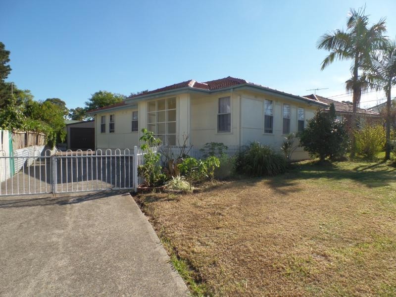 HOLFORD RD, Cabramatta West NSW 2166