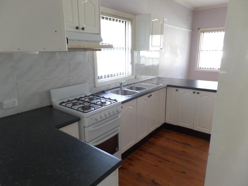 THE AVENUE, Granville NSW 2142