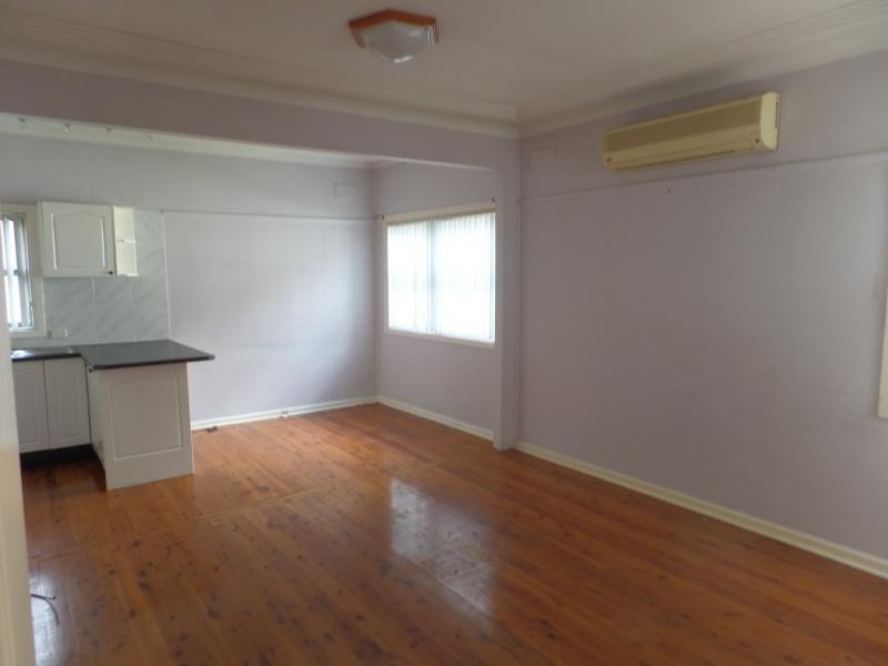 THE AVENUE, Granville NSW 2142