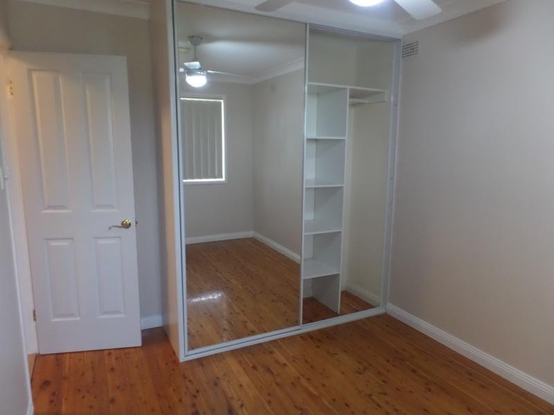 2a PARKER ST, Fairfield NSW 2165