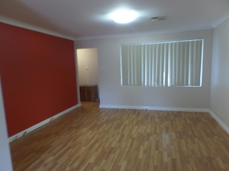 2a PARKER ST, Fairfield NSW 2165