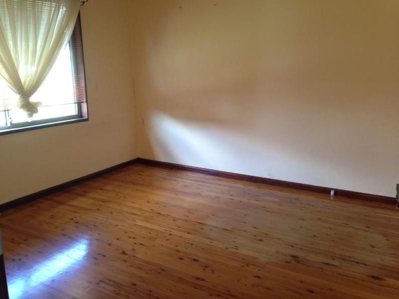 Fairfield West NSW 2165