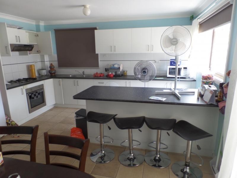 NELSON STREET, Fairfield NSW 2165