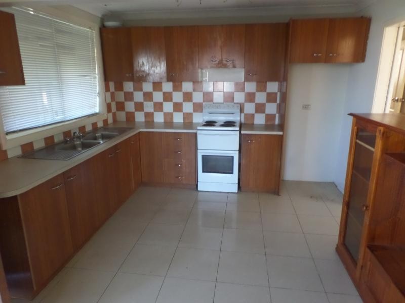 POLDING ST, Fairfield West NSW 2165