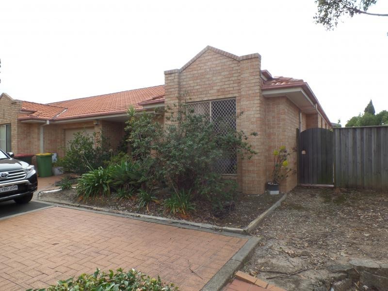 79-81 SADLIER CR, Fairfield West NSW 2165