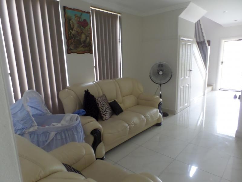 , Fairfield NSW 2165