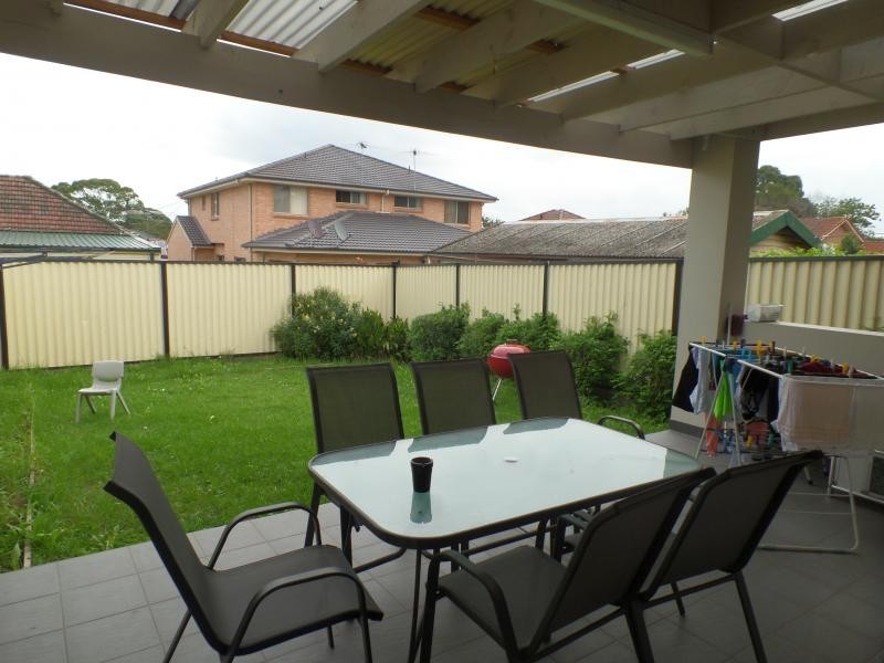 , Fairfield NSW 2165