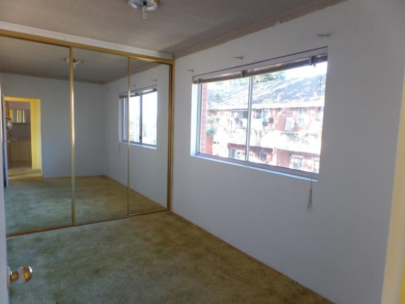 FRANCIS STREET, Fairfield NSW 2165