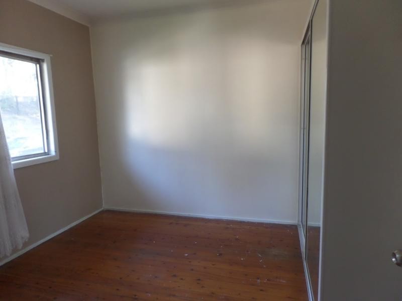 river ave, Fairfield East NSW 2165