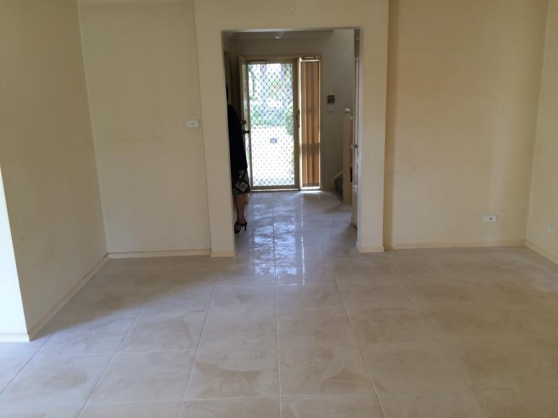 ROBINIA  AVENUE, Fairfield East NSW 2165