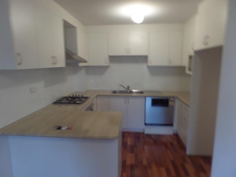 HARDY STREET, Fairfield NSW 2165