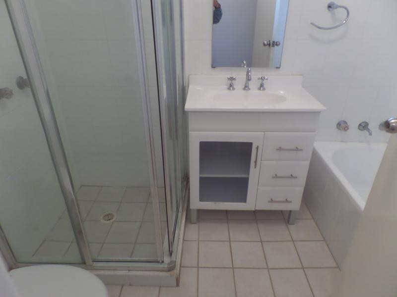 HARDY STREET, Fairfield NSW 2165