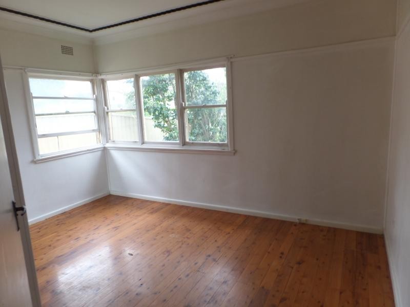 37 GRANVILLE ST, Fairfield NSW 2165