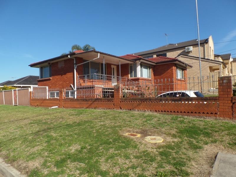 Polding st, Fairfield West NSW 2165