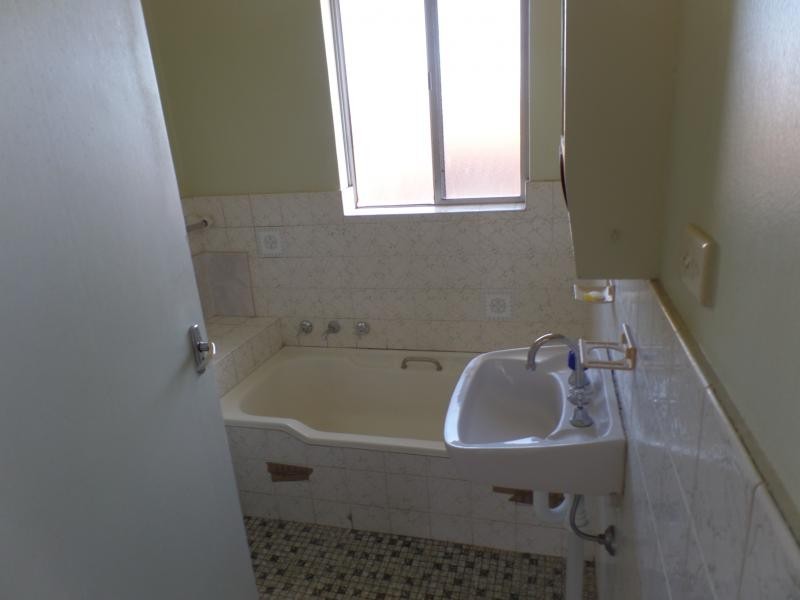 NELSON ST, Fairfield NSW 2165