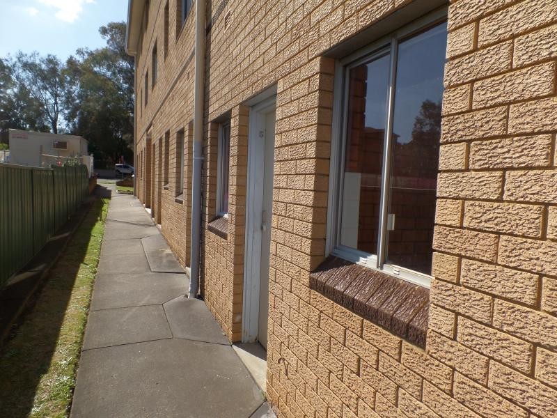 NELSON ST, Fairfield NSW 2165